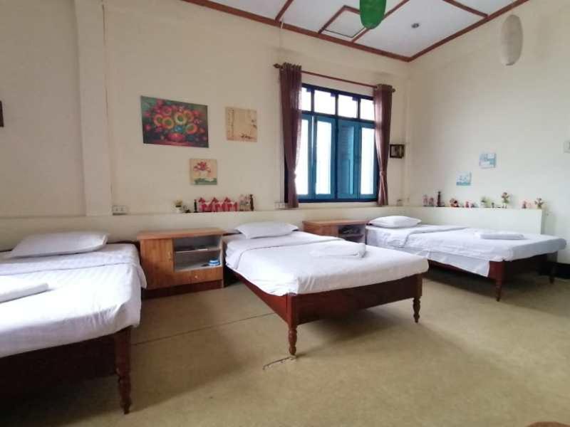 Viradesa Guesthouse Луанг Прабанг Екстериор снимка